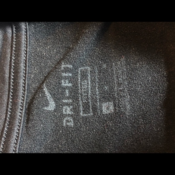 Nike Dri-Fit Long sleeve - Picture 4 of 4
